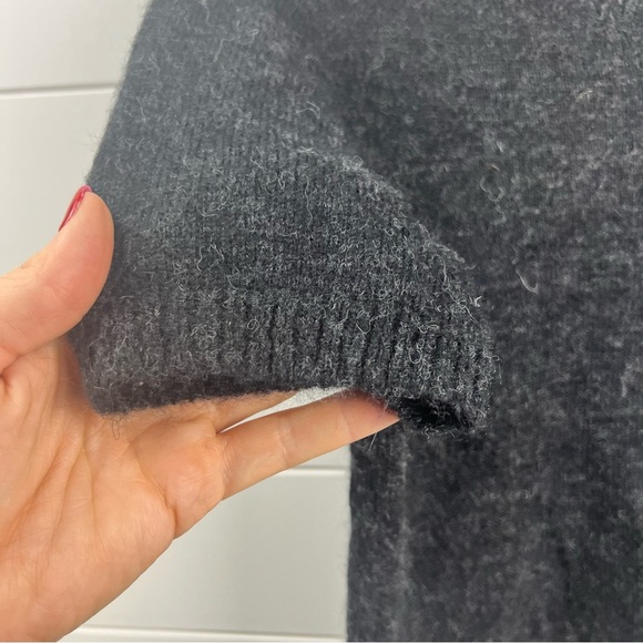 EVERLANE alpaca and wool blend dark great short sleeve sweater size XS women’s - Picture 4 of 7
